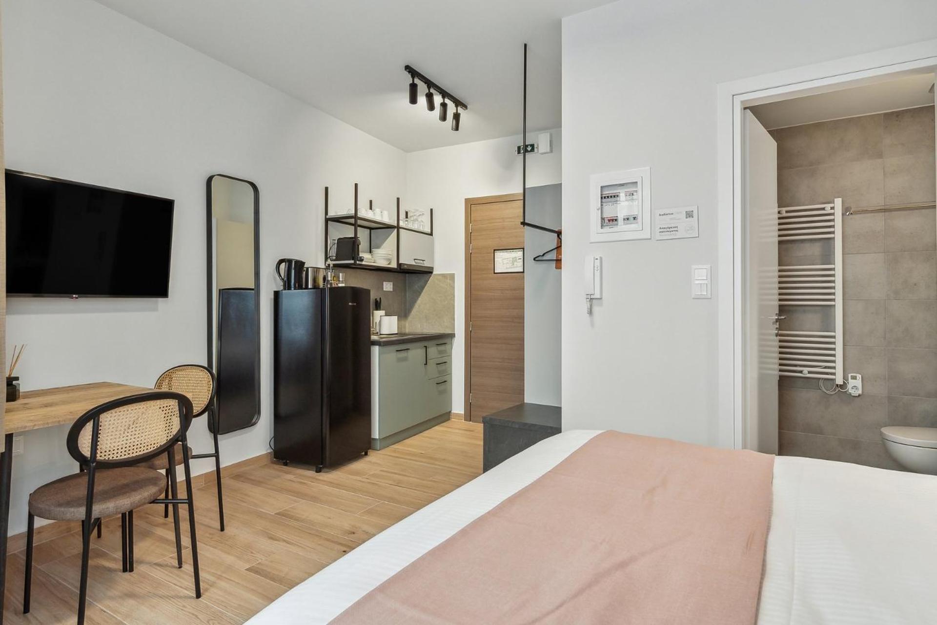 Limehome Athens Solonos City Center Ngoại thất bức ảnh