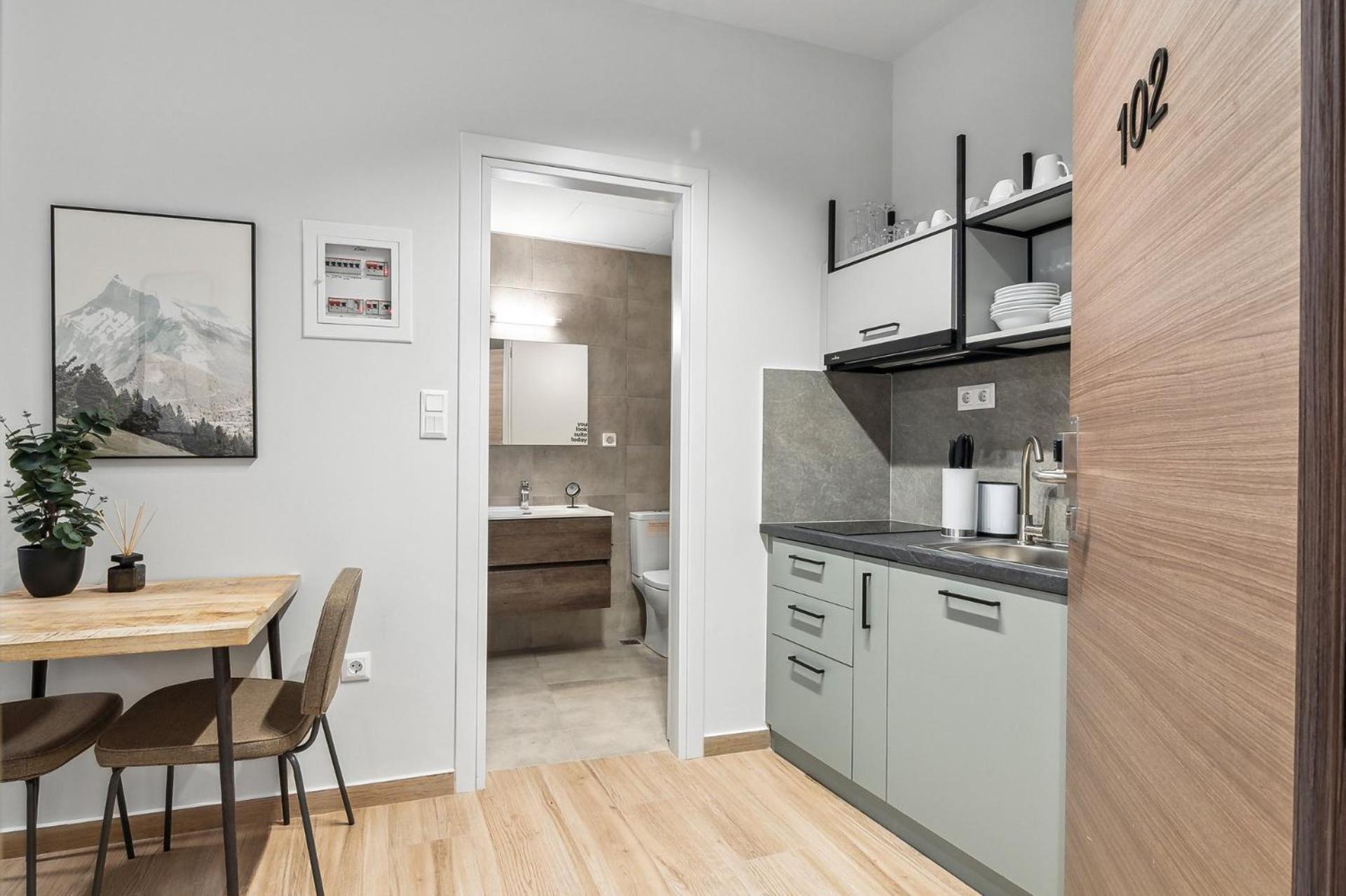 Limehome Athens Solonos City Center Ngoại thất bức ảnh