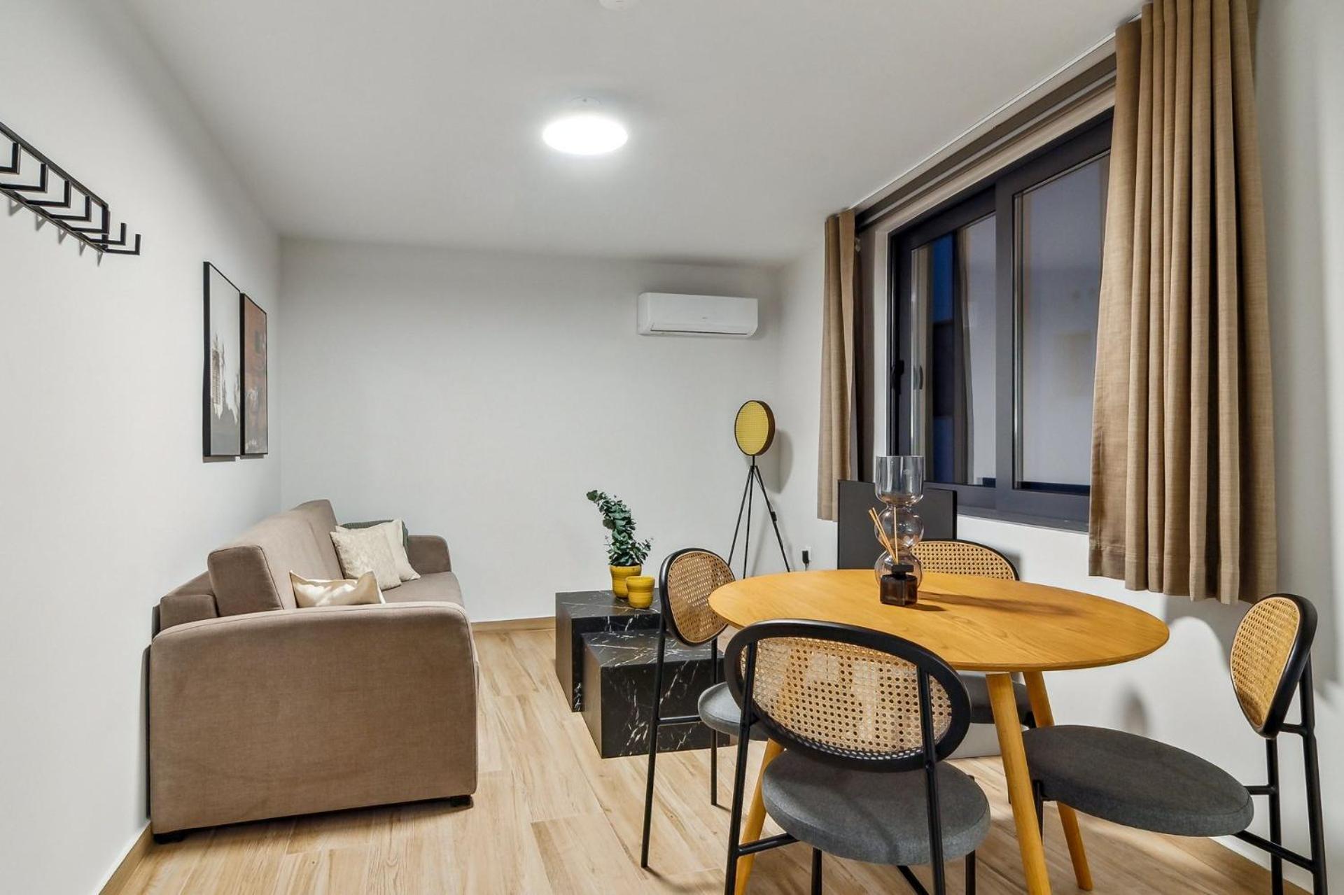 Limehome Athens Solonos City Center Ngoại thất bức ảnh